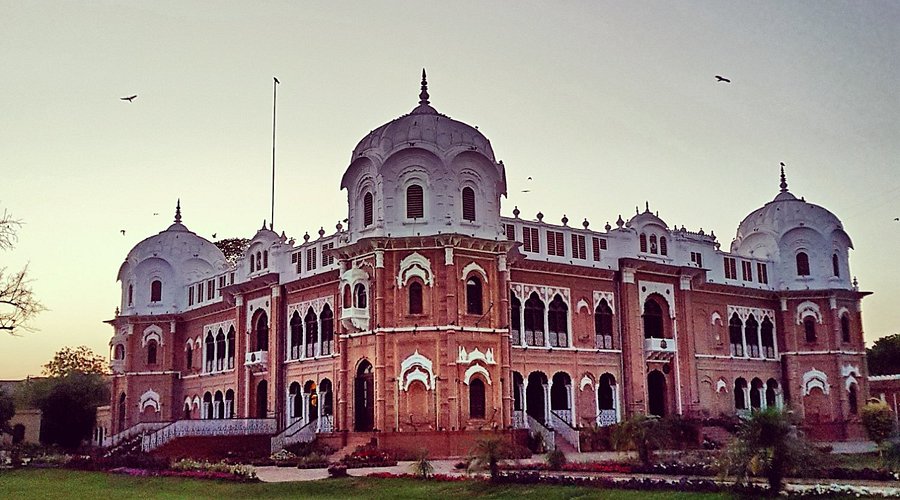 Darbar Mahal Bahawalpur